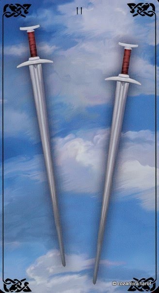 Bayless tarot by Katharina Jarosz, Laura Bayless